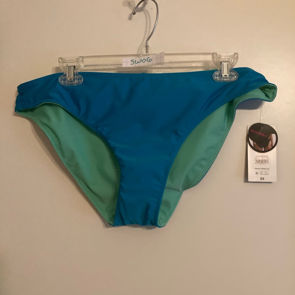 NWT XL Junior’s bikini swim bottom 15/17 reversible blue green New No Boundaries